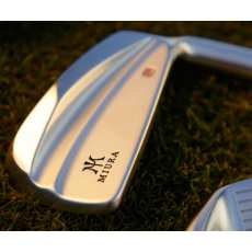 Série de Fers Miura KM-700