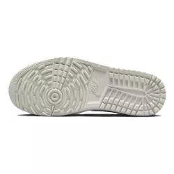 Chaussures Nike Air Jordan 1 Low G White Black Phantom Volt