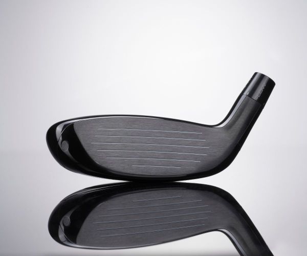 Hybride Mizuno ST-Z 230