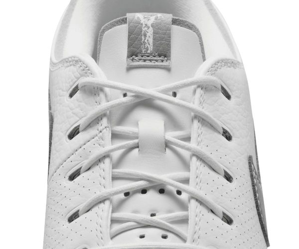 Chaussures Nike Air Zoom Victory Tour 3