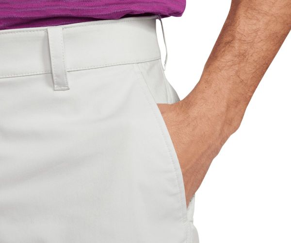 Bermuda Nike Dri-Fit UV Chino : Élégance, Confort et Performance | Corner Golf