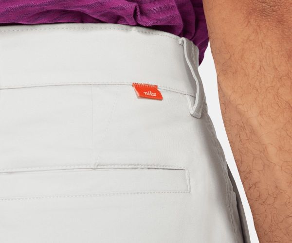Bermuda Nike Dri-Fit UV Chino : Élégance, Confort et Performance | Corner Golf