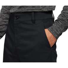 Pantalon Nike Dri-Fit UV Chino Slim: Style Tendance et Confort