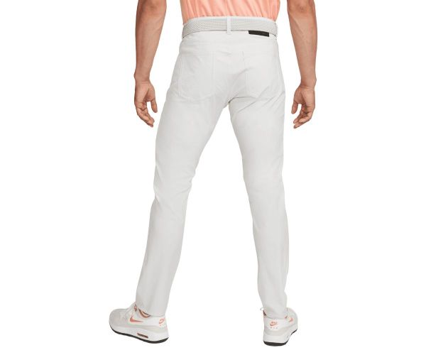 Pantalon Nike Dri-Fit Repel Slim 5 Pockets: Style Urbain et Confort