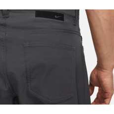 Pantalon Nike Dri-Fit Repel Slim 5 Pockets: Style Urbain et Confort