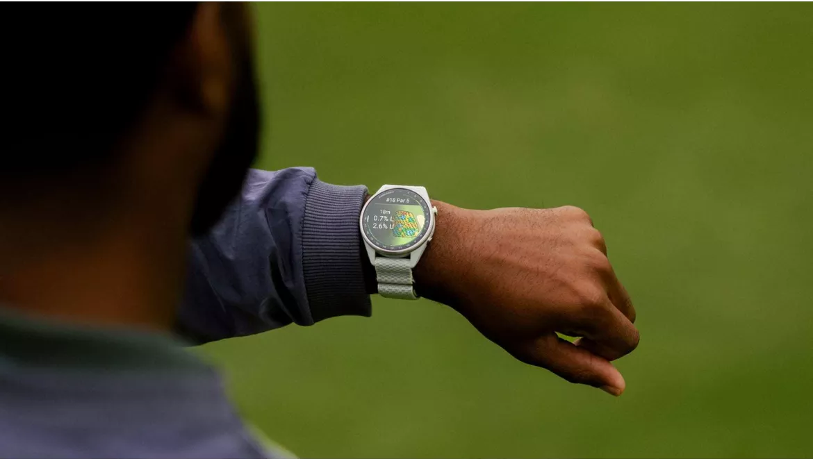 Garmin Approach S72 vs S70 : quelle montre de golf choisir ?